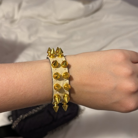 Brand new ✨🍯Honey dust🍯✨ pieces from elmboldxnthepeople - (choker/cuff) - Picture 9 of 9